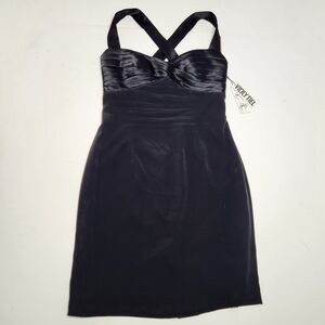 Vicky Tiel Dress Womens 6 Black Sleeveless Ruched Cocktail LBD Sweetheart NWT